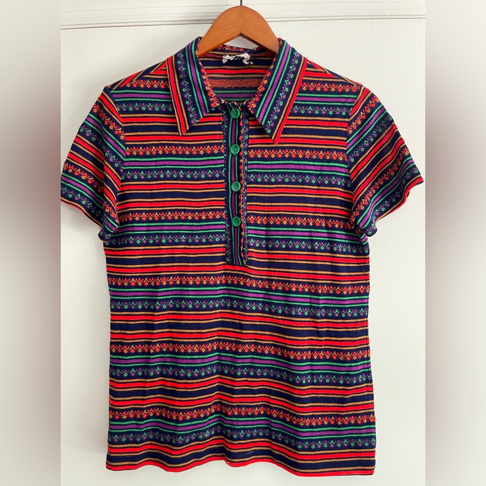 Vibrant vintage button down top